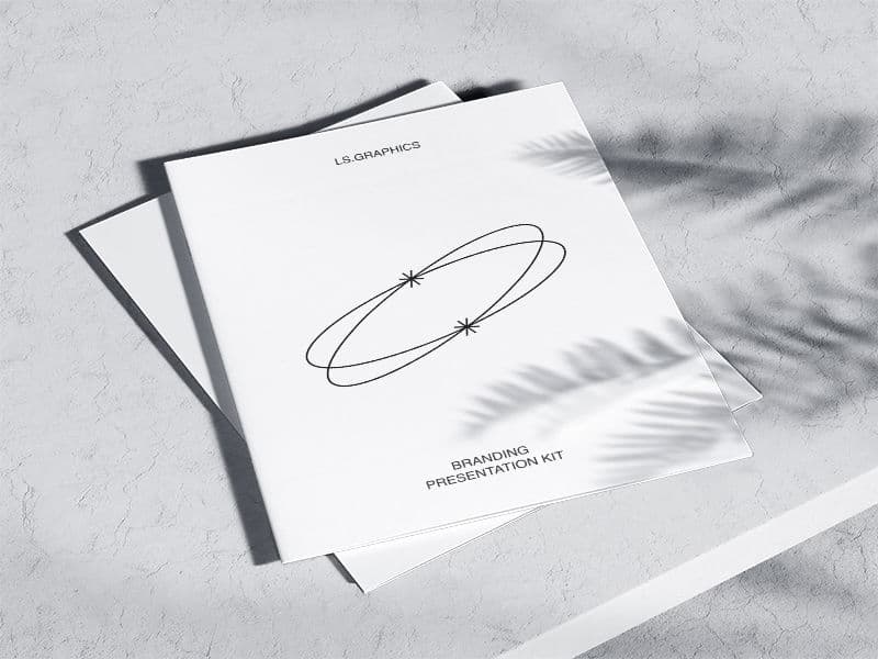 Qubus. Magazines online mockup