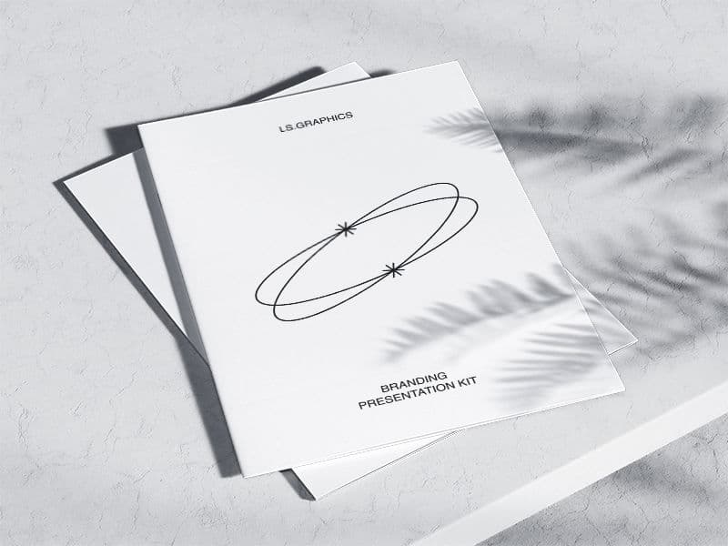 Qubus. Magazines online mockup
